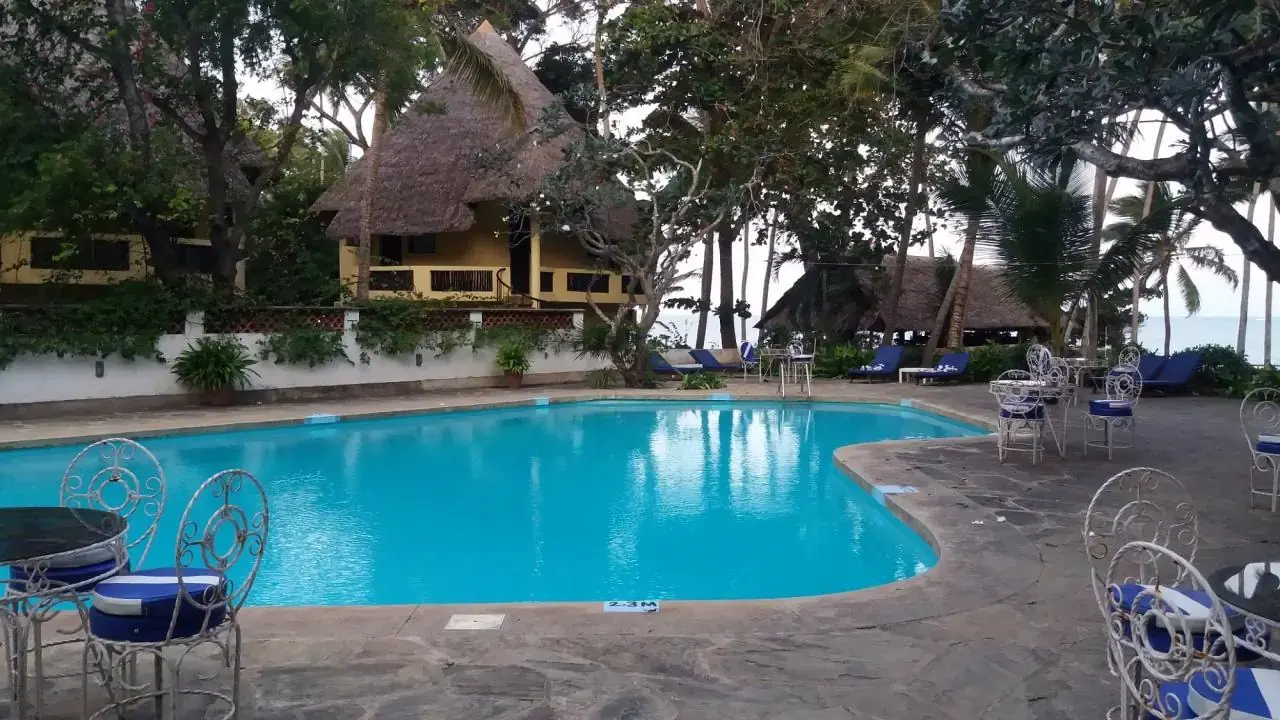 PLAZA BEACH HOTEL
