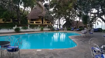PLAZA BEACH HOTEL