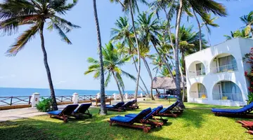 PLAZA BEACH HOTEL
