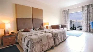 PLAZA HOTEL