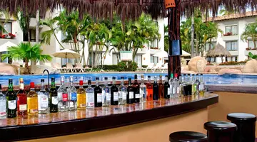 Plaza Pelicanos Club
