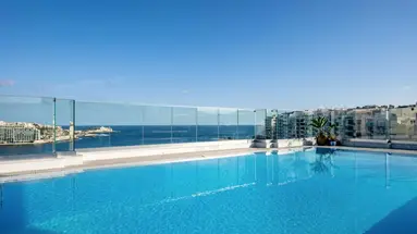 Plaza Regency Hotel (Suites)