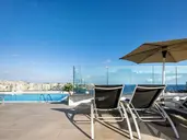 Plaza Regency Hotel (Suites)