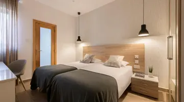 Plaza Regency Hotel