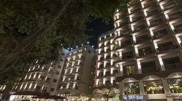Plaza Regency Hotel