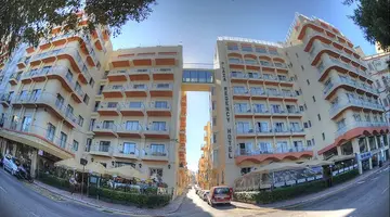 Plaza Regency Hotel