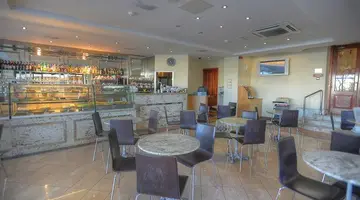 Plaza Regency Hotel