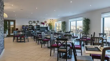 Plaza Regency Hotel