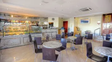 Plaza Regency Hotel