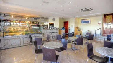 Plaza Regency Hotel