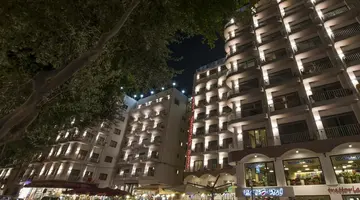 Plaza Regency Hotel