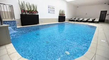 Plaza Regency Hotel