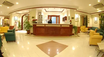 Plaza Regency Hotel