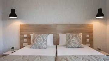 Plaza Regency Hotel