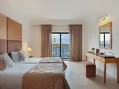 Plaza Regency Hotel