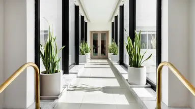 Plaza Regency Hotel