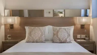 Plaza Regency Hotel