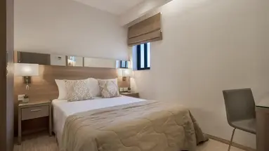 Plaza Regency Hotel