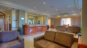 Plaza Regency Hotel