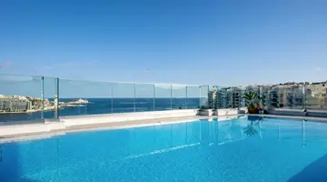 Plaza Regency Hotel