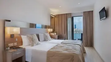 Plaza Regency Hotel
