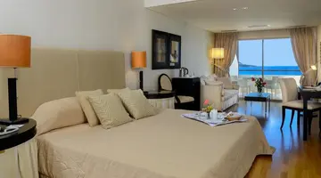 Plaza Resort Hotel