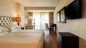 Plaza Resort Hotel