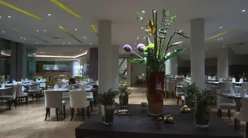Plaza Resort Hotel