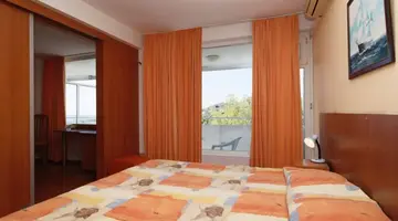 PLISKA GOLDEN SANDS