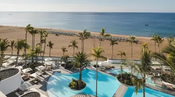 Plus Fariones Suite Hotel