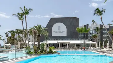 Plus Fariones Suite Hotel