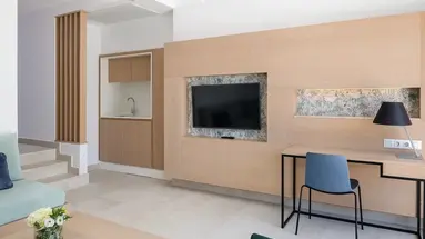 Plus Fariones Suite Hotel