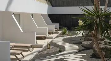 Plus Fariones Suite Hotel