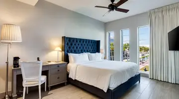 Plymouth Miami Beach