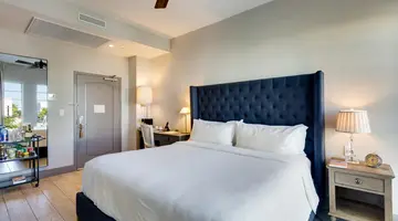 Plymouth Miami Beach