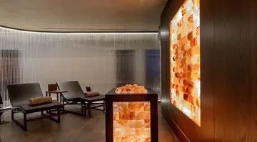 PNOE BREATHING LIFE HOTEL