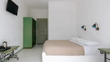 Pnoi Hotel