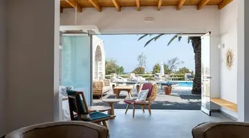 Pnoi Hotel