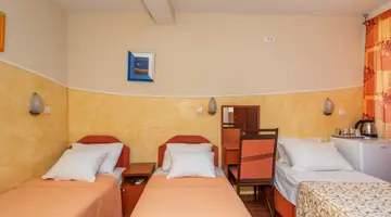 POD LOZOM ROOMS & APARTMENTS