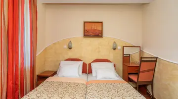 POD LOZOM ROOMS & APARTMENTS