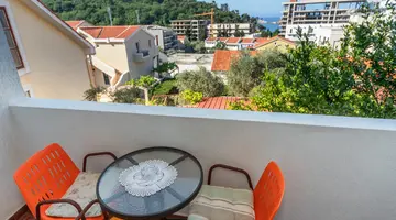 POD LOZOM ROOMS & APARTMENTS