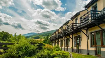 Pod Śnieżnikiem Apartamenty i Hotel