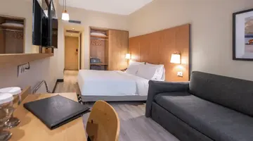 Polis Grand Hotel