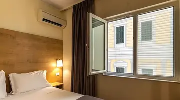 Polis Grand Hotel