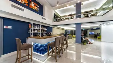 Pollis Hotel
