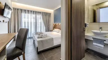 POLLIS HOTEL
