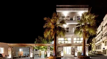 Pollis Hotel