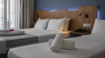 POLLIS HOTEL
