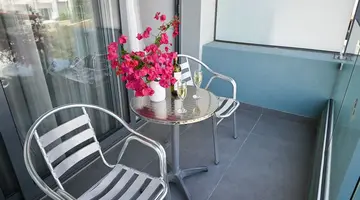 Pollis Hotel