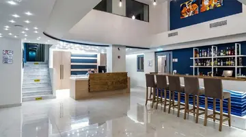 Pollis Hotel